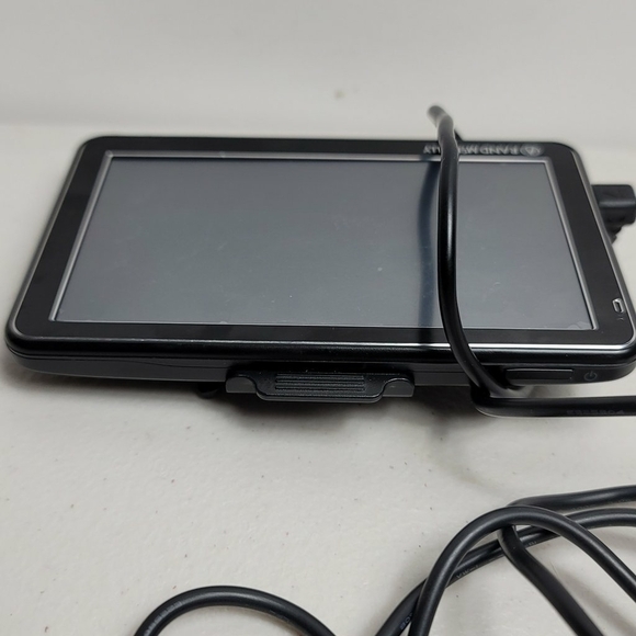 Rand McNally RE5 GPS Unit W/ Car Charging cable 5" Screen - Picture 6 of 6